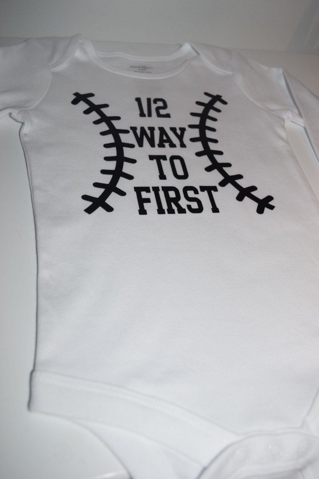 Half Birthday Baby Onesie | It's My Half Birthday Onesie | Birthday Baseball Onesie | 6 Months Birthday Onesie | New Mom Gift | Cake Smash - Creationz By Saba